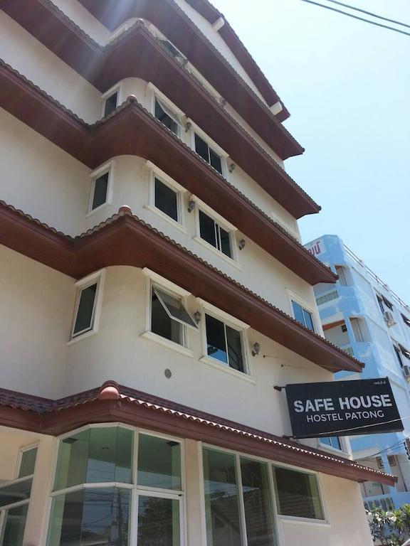 Safe House Hostel Patong Exteriör bild