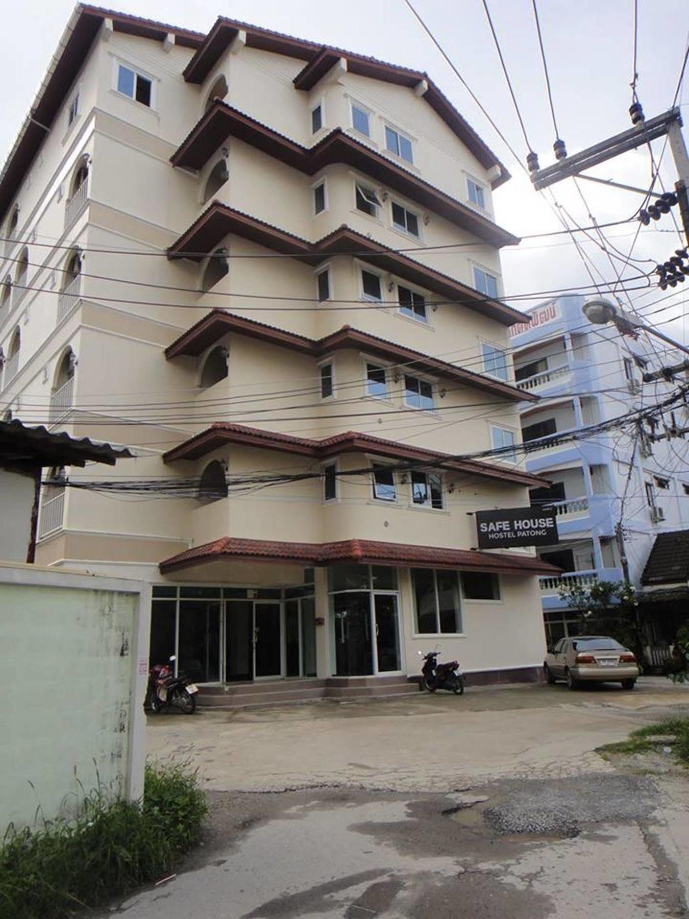 Safe House Hostel Patong Exteriör bild