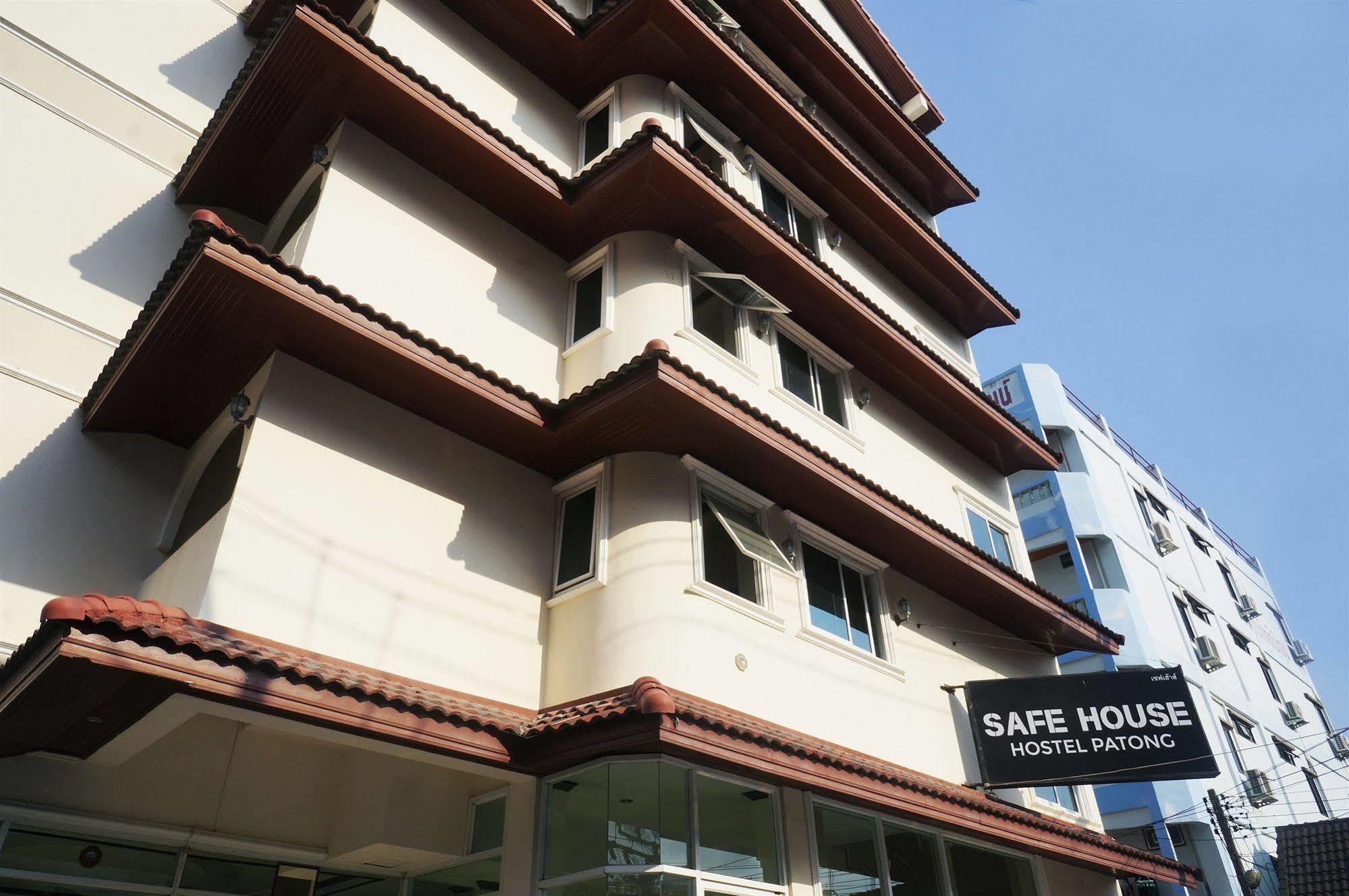 Safe House Hostel Patong Exteriör bild